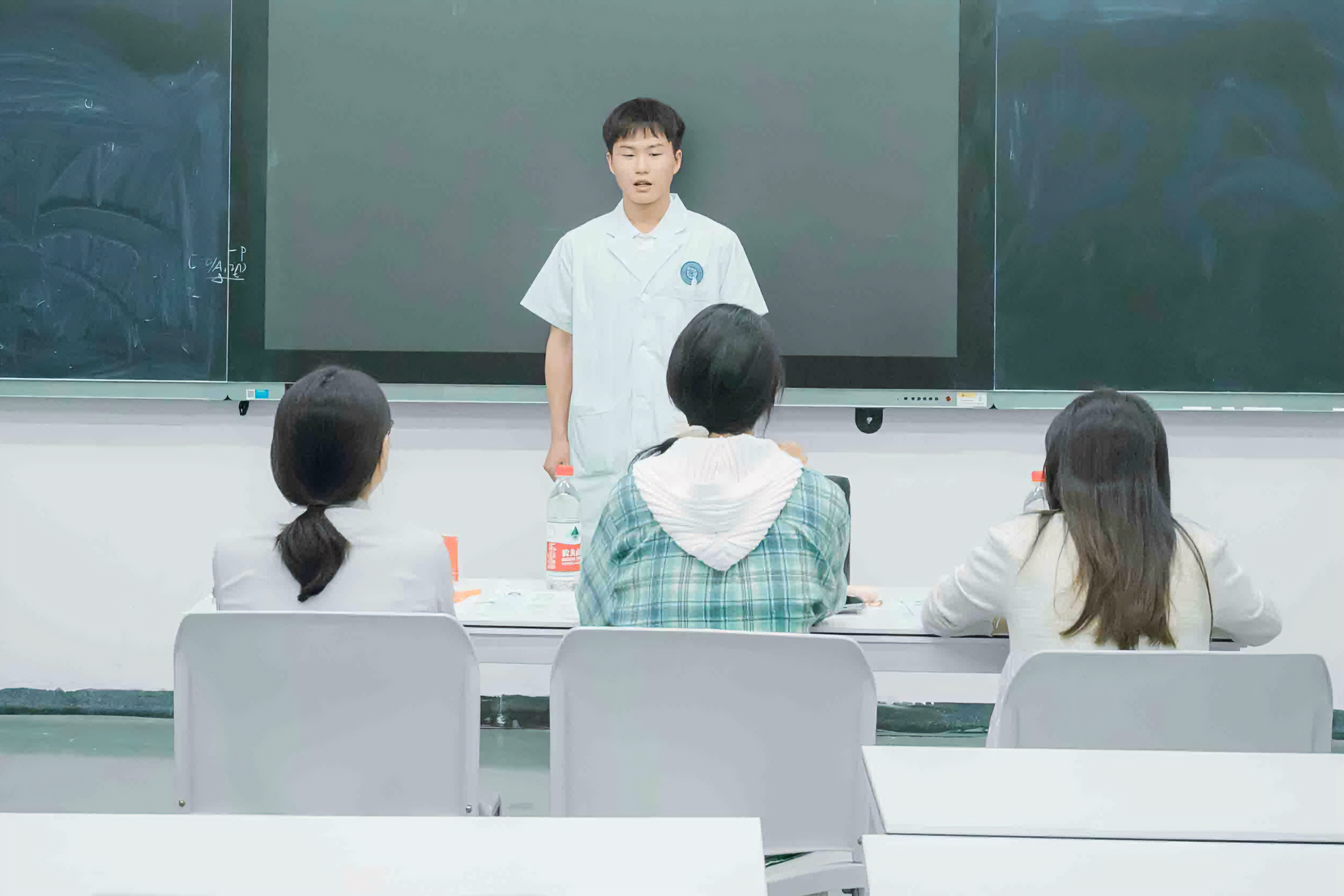 封面4